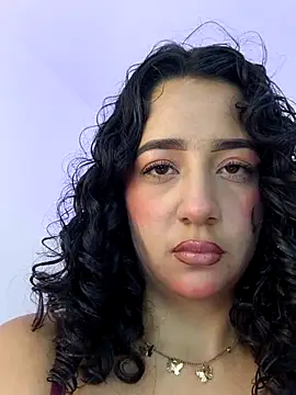 bella swwan  online show from April 2026 01:49:02 PM