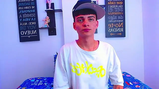 milo hot  online show from April 2026 07:00:01 PM