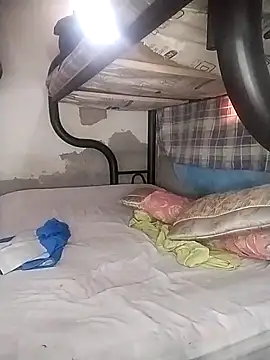 Athenas 23CM online show from April 2026 07:25:01 PM