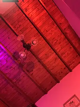 Violett Sykes online show from April 2026 05:38:02 AM