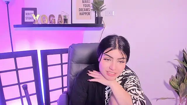 SamanthaVelvett  online show from April 2026 07:45:01 AM