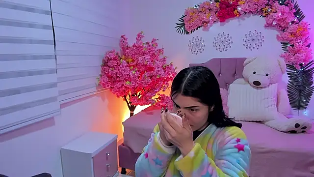 SamanthaVelvett  online show from April 2026 03:22:02 AM