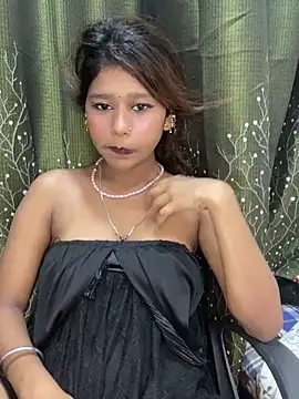 Cutiepie- online show from April 2026 10:01:02 PM