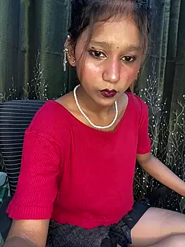 Cutiepie- online show from April 2026 06:01:01 PM