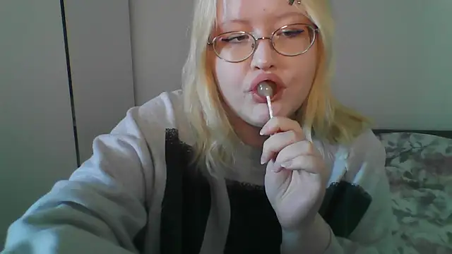 Elayne Sweet online show from April 2026 08:07:01 AM