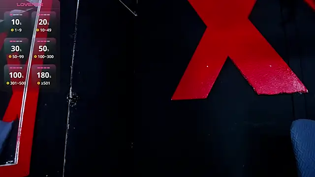 AlanFox1 online show from April 2026 01:28:01 PM