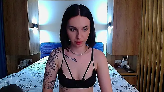 Sour Berry  online show from May 2026 04:15:01 PM