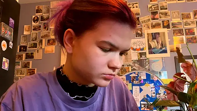 DarylLarrow online show from April 2026 09:21:01 AM