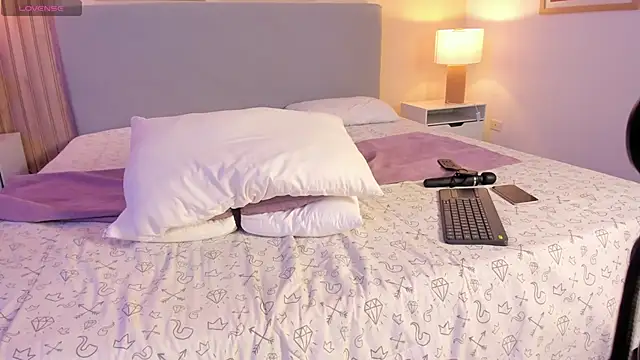 Moon of Hades online show from April 2026 07:45:01 AM