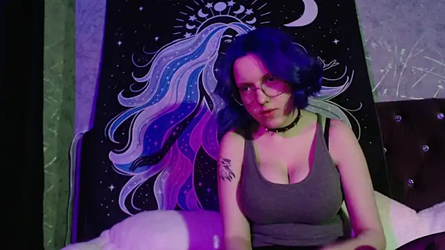 little chappy online show from April 2026 12:01:01 PM