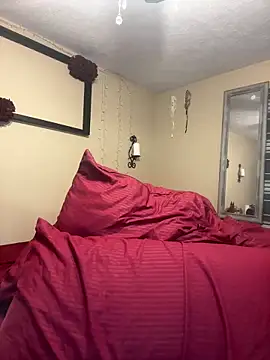 taylorsunshine online show from April 2026 12:10:01 AM