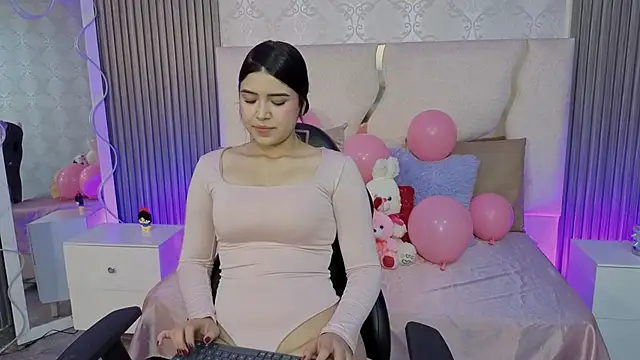 ELA TAY1 online show from April 2026 07:58:01 PM