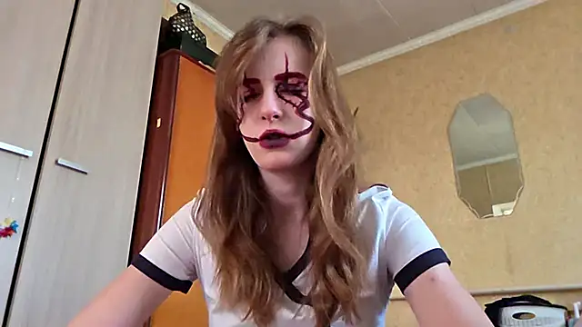 DonnaKuc online show from April 2026 06:14:01 AM