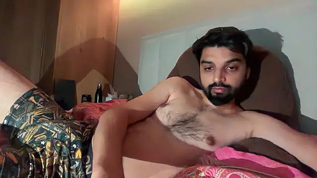 Snapshot of priyxh chatting on July 2026 10:04:01 PM priyxh online show from July 2026 10:04:01 PM