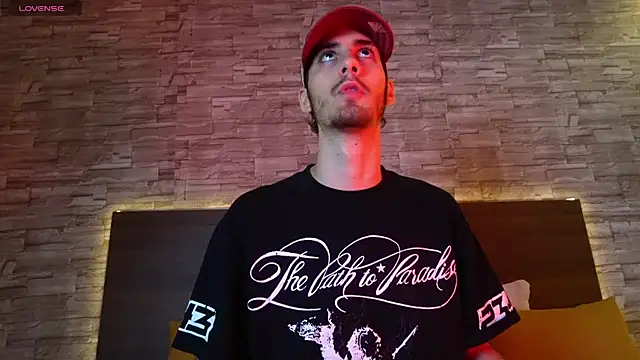 Enzo Crown online show from April 2026 11:30:02 PM