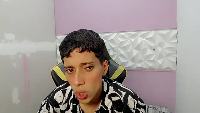 Yei lee  online show from April 2026 04:54:01 AM