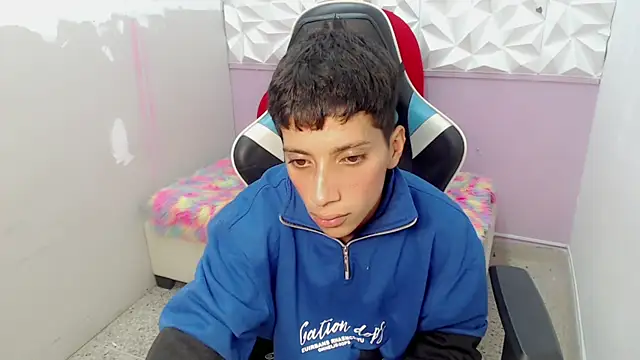 Yei lee  online show from April 2026 03:00:02 AM