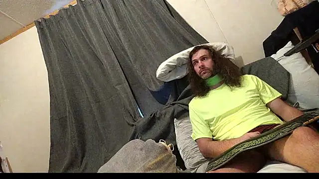 barebearstudio online show from April 2026 12:09:02 PM