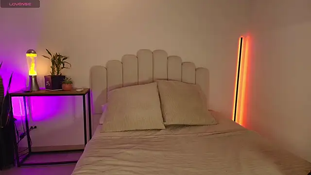 MaraStone  online show from April 2026 12:46:02 AM