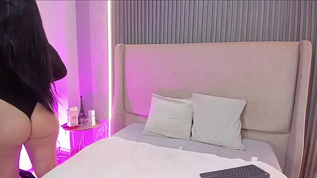 VeyraBlack online show from April 2026 08:57:01 PM