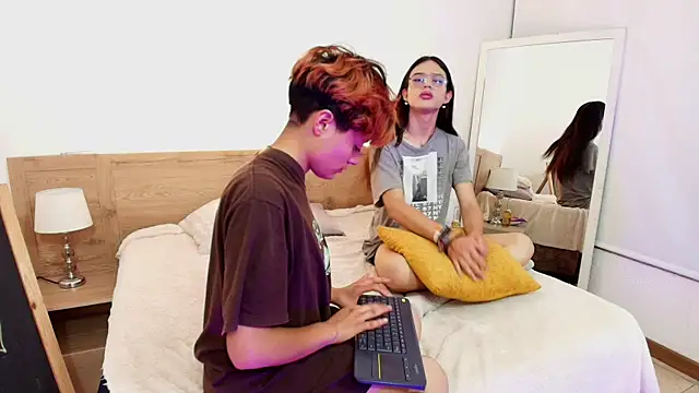 Kvs Kael online show from April 2026 04:12:01 AM