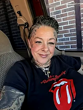 Snapshot of Kitty_bang chatting on June 2026 07:27:02 PM Kitty bang online show from June 2026 07:27:02 PM