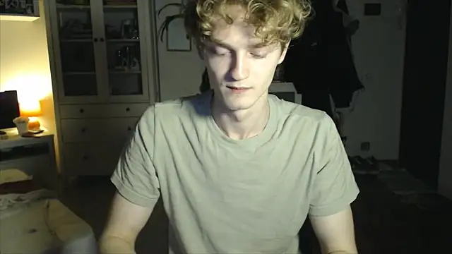 Daniel Yumm online show from April 2026 08:09:01 PM