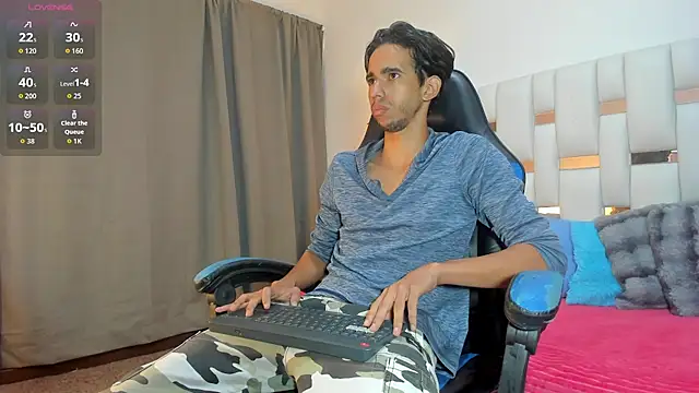 Alessandro Abruzzo online show from April 2026 01:05:02 PM