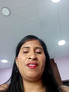 SofiaMendez1  online show from April 2026 03:48:02 PM