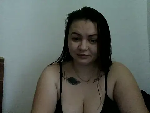 Snapshot of Daria1997 chatting on May 2026 11:41:02 AM Daria1997 online show from May 2026 11:41:02 AM