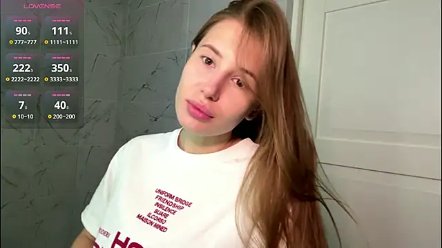 PollyRysh online show from April 2026 09:15:01 AM