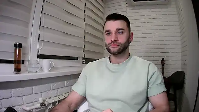 DaddySlava online show from April 2026 06:02:01 PM