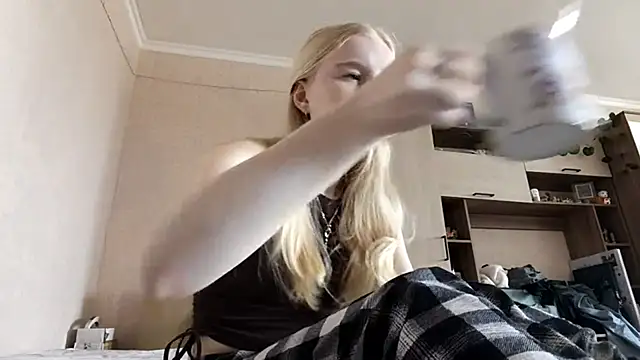 ForwentSeat online show from April 2026 07:03:02 AM