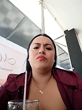 Lesli 26 online show from April 2026 01:27:02 PM