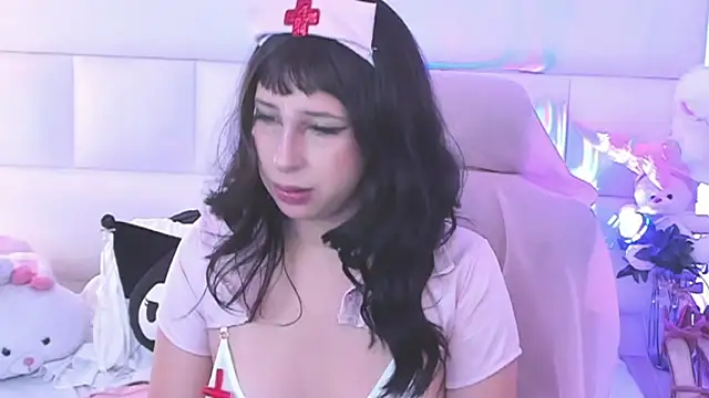 DaliaCastle online show from April 2026 07:19:02 PM