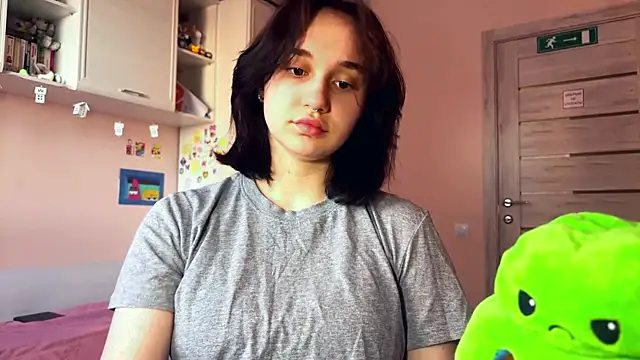 NoraSweetie online show from April 2026 02:44:01 PM