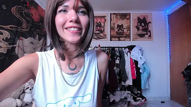 Anneharperr online show from April 2026 07:51:01 PM