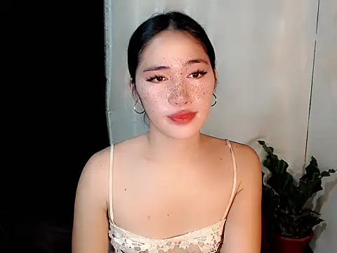 Snapshot of urasiankylie chatting on May 2026 10:31:01 AM urasiankylie online show from May 2026 10:31:01 AM