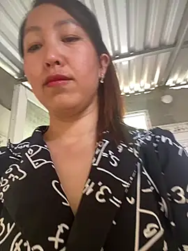 Huonglyna online show from April 2026 02:06:01 AM