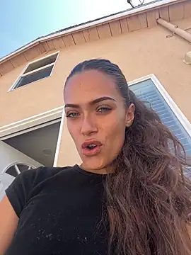 AliciaDx online show from April 2026 08:09:01 PM