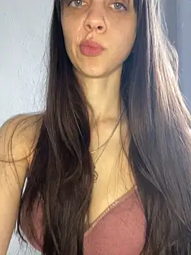 HotGirl1701 online show from June 2026 04:18:02 AM