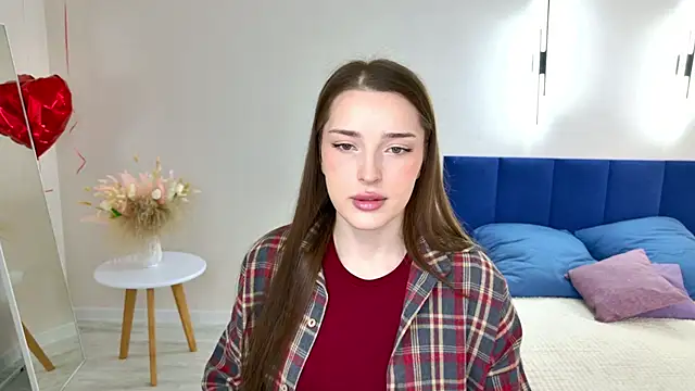 Eva Saylor online show from April 2026 12:11:02 PM