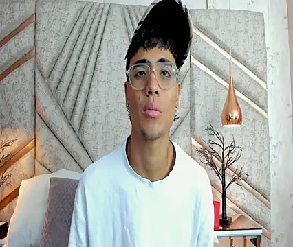 DannTaylor online show from April 2026 11:54:02 AM