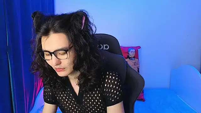 FormOverFear online show from April 2026 03:53:01 PM