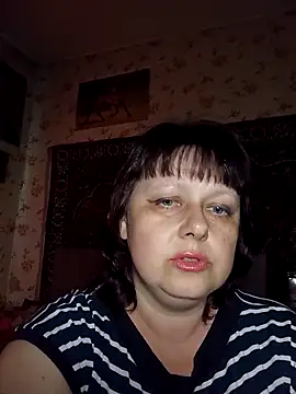 AuroKaria online show from April 2026 02:11:01 PM