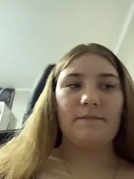 Flowers454 online show from April 2026 01:00:02 AM