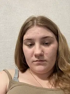 Flowers454 online show from April 2026 08:53:02 PM