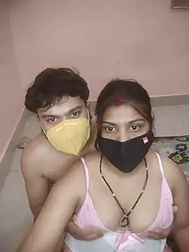 SURAJSAVITA online show from April 2026 08:46:02 PM