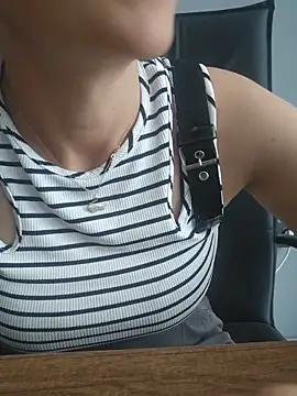 sara 41 online show from June 2026 02:32:01 PM