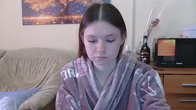 Snapshot of JessicaHolland1 chatting on May 2026 05:14:02 AM JessicaHolland1 online show from May 2026 05:14:02 AM
